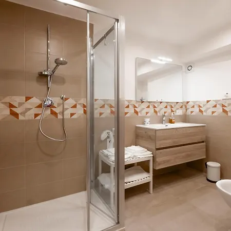 Al Cornelio * אורביאטו